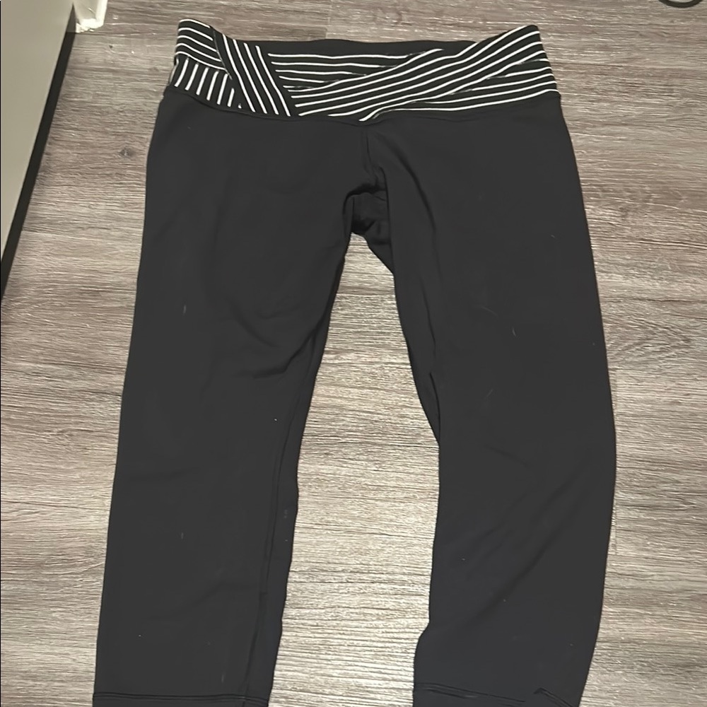 Lululemon Athletica reversible Black Yoga Pants